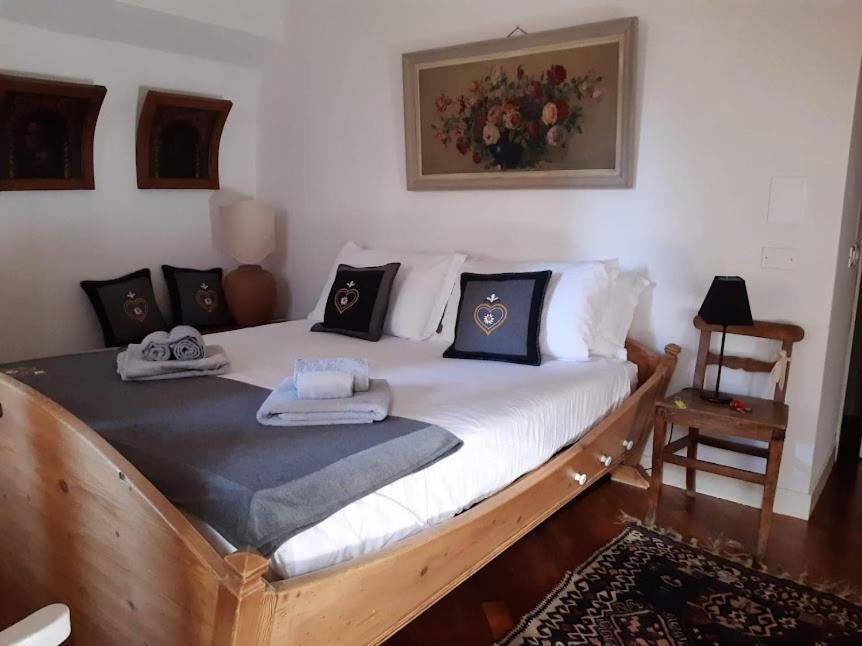 B&B S. Trinita 18 Suites & Rooms Trento Luaran gambar